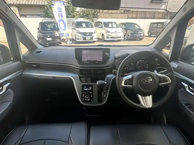 ダイハツ ムーヴ カスタム X SAⅡ 滋賀県 2015(平27)年 2.7万km メテオライトグレーイリュージョナルP (株)IDOMが運営する【じしゃロン草津店】の自社ローン専用車両になりますこちらは現金またはオートローンご利用時の価格です。自社ローンご希望の方は別途その旨お申付け下さい/社外SDナビ(AVIC-RZ06)/フルセグテレビ/バックカメラ/スマートアシスト/横滑り防止装置/コーナーセンサー/シートカバー/LEDヘッドライト/オートライト/ウィンカーミラー/ETC