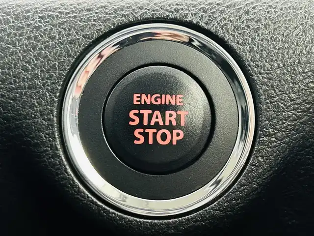 スズキ ソリオ バンディット HV MV 福島県 2019(令1)年 2.5万km プレミアムシルバーメタリック スズキセーフティサポート/・衝突軽減ブレーキ/・車線逸脱警報装置/純正8インチ大画面ナビ/・型番：CN-RZ843/・フルセグTV/Bluetooth/CD/DVD/・全方位カメラ/・ETC/・ドライブレコーダー/アイドリングストップ/左側パワースライドドア/レーダークルーズコントロール/コーナーセンサー/革巻きステアリング/・ステアリングリモコン/シートヒーター(運転席)/プッシュスタート/・スマートキー/LEDヘッドライト/・オートライト/純正フロアマット/ドアバイザー/電動格納ミラー