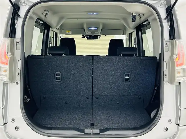 スズキ ソリオ バンディット HV MV 福島県 2019(令1)年 2.5万km プレミアムシルバーメタリック スズキセーフティサポート/・衝突軽減ブレーキ/・車線逸脱警報装置/純正8インチ大画面ナビ/・型番：CN-RZ843/・フルセグTV/Bluetooth/CD/DVD/・全方位カメラ/・ETC/・ドライブレコーダー/アイドリングストップ/左側パワースライドドア/レーダークルーズコントロール/コーナーセンサー/革巻きステアリング/・ステアリングリモコン/シートヒーター(運転席)/プッシュスタート/・スマートキー/LEDヘッドライト/・オートライト/純正フロアマット/ドアバイザー/電動格納ミラー