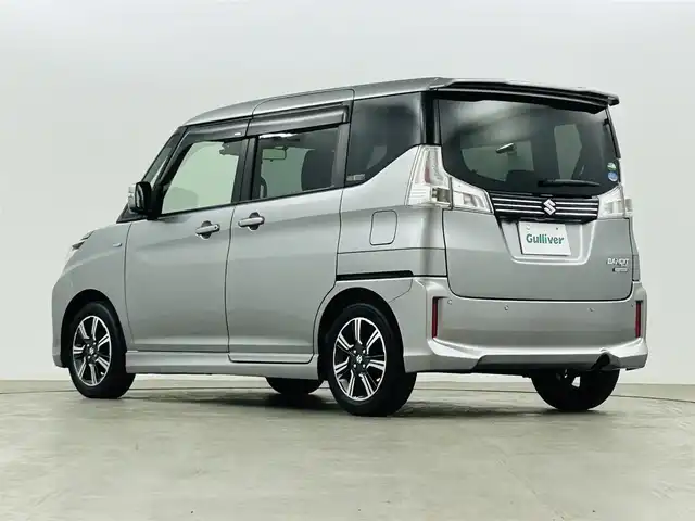 スズキ ソリオ バンディット HV MV 福島県 2019(令1)年 2.5万km プレミアムシルバーメタリック スズキセーフティサポート/・衝突軽減ブレーキ/・車線逸脱警報装置/純正8インチ大画面ナビ/・型番：CN-RZ843/・フルセグTV/Bluetooth/CD/DVD/・全方位カメラ/・ETC/・ドライブレコーダー/アイドリングストップ/左側パワースライドドア/レーダークルーズコントロール/コーナーセンサー/革巻きステアリング/・ステアリングリモコン/シートヒーター(運転席)/プッシュスタート/・スマートキー/LEDヘッドライト/・オートライト/純正フロアマット/ドアバイザー/電動格納ミラー