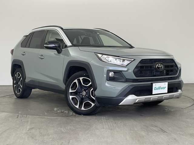 トヨタ ＲＡＶ４ アドベンチャー 兵庫県 2020(令2)年 5万km アッシュグレーメタリック/アーバンカーキ ・純正ディーラーSDナビ&Bluetoothオーディオ&TV&CD/DVD再生&SDミュージックサーバー/・バックカメラ/・ビルドインETC/・パワーバックドア/・寒冷地仕様/・運転席パワーシート/・合皮シート/・前席シートヒーター/・前席エアーシート/・ルーフレール/・置くだけ充電/・純正19インチアルミホイール/・トヨタセーフティセンス/・プリクラッシュセーフティ/・レーンディパーチャーアラート/・レーダークルーズコントロール/・前後コーナーセンサー/・オートライトオートマチックハイビーム/・LEDヘッドライト/・ダウンヒルアシストコントロール/・ステアリングヒーター/・カーテンエアバック/・フロントワイパーデアイサー/・デジタルインナーミラー/・オートブレーキホールド
