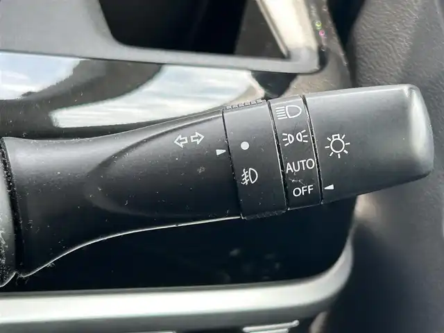 スズキ スペーシア カスタム HYBRID XS ターボ 愛媛県 2018(平30)年 7.3万km パール 全方位モニター/バックカメラ/社外ナビ/Bluetooth/フルセグTV/ヘッドアップディスプレイ/ドライブレコーダー/クルーズコントロール/コーナーセンサー/パーキングアシスト/アイドリングストップ/LEDオートライト/純正15AW/レーンキープアシスト/横滑り防止機能/衝突被害軽減システム/ハーフレザーシート/運転席シートヒーター/両側パワースライドドア/純正フロアマット/USB入力端子/ETC/ベンチシート/エンジンスタートボタン