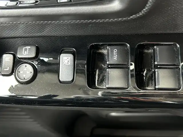 スズキ スペーシア カスタム HYBRID XS ターボ 愛媛県 2018(平30)年 7.3万km パール 全方位モニター/バックカメラ/社外ナビ/Bluetooth/フルセグTV/ヘッドアップディスプレイ/ドライブレコーダー/クルーズコントロール/コーナーセンサー/パーキングアシスト/アイドリングストップ/LEDオートライト/純正15AW/レーンキープアシスト/横滑り防止機能/衝突被害軽減システム/ハーフレザーシート/運転席シートヒーター/両側パワースライドドア/純正フロアマット/USB入力端子/ETC/ベンチシート/エンジンスタートボタン