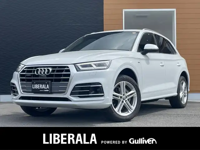 アウディ Ｑ５ 40TDIクワトロ スポーツ 栃木県 2019(平31)年 3.7万km グレイシアホワイトメタリック Slineパッケージ/・Slineバンパー/・ドアシルトリムSlineロゴ　/・Slineエクステリアロゴ/・スポーツサスペンション/・アルミホイール５ツインスポークスターデザイン８Ｊ×１９/・アルカンターラ／レザーSlineロゴ/・ヘッドライニングブラック/・マルチカラーアンビエントライティング/・デコラティブパネル　マットブラッシュトアルミニウム　/・Slineステアリングホイールエンブレム/・ステンレススチールフットペダル/アシスタンスパッケージ/・ＬＥＤヘッドライト　/・ＬＥＤリヤコンビネーションライト/　（ダイナミックターンインディケーター）/・アウディプレセンスリヤ/・アウディサイドアシスト/・バーチャルコックピット/マトリクスLEDヘッドライトパッケージ/・マトリクスＬＥＤヘッドライト/　（ダイナミックターンインディケーター）/・ヘッドライトウォッシャー/ーーー/フルセグTV/サラウンドビューカメラ/ETC/ハーフレザー /パワーシート /シートヒーター /パワーバックドア/パーキングエイド /ACC