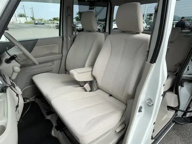 スズキ スペーシア T 宮崎県 2014(平26)年 6.4万km パールホワイト 純正ナビ/(AM.FM.Bluetooth.SD)/ワンセグTV/ポータブルナビ/バックカメラ/片側パワースライドドア/アイドリングストップ/レベライザー/パワーウィンドウ/電動格納ミラー/エアバック/スマートキー