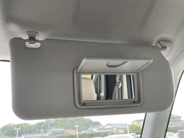スズキ スペーシア T 宮崎県 2014(平26)年 6.4万km パールホワイト 純正ナビ/(AM.FM.Bluetooth.SD)/ワンセグTV/ポータブルナビ/バックカメラ/片側パワースライドドア/アイドリングストップ/レベライザー/パワーウィンドウ/電動格納ミラー/エアバック/スマートキー