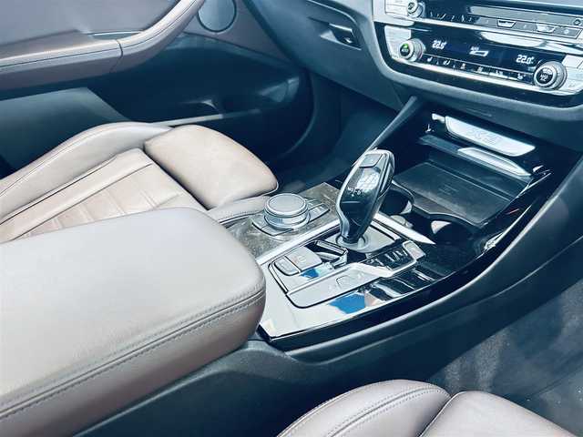 ＢＭＷ ＢＭＷ Ｘ３ xDrive20d Mスポーツ 大阪府 2020(令2)年 5万km 黒 ハイラインP/サンルーフ/HUD/ハーマンカードン/ACC/茶革シート/パワーシート/シートヒーター/Dシートメモリ/純正ナビ/TV/３６０度カメラ/applecarplay/純正20インチAW/LEDヘッドライト/電動リアゲート/ブラインドスポット/パドルシフト/ワイヤレス充電