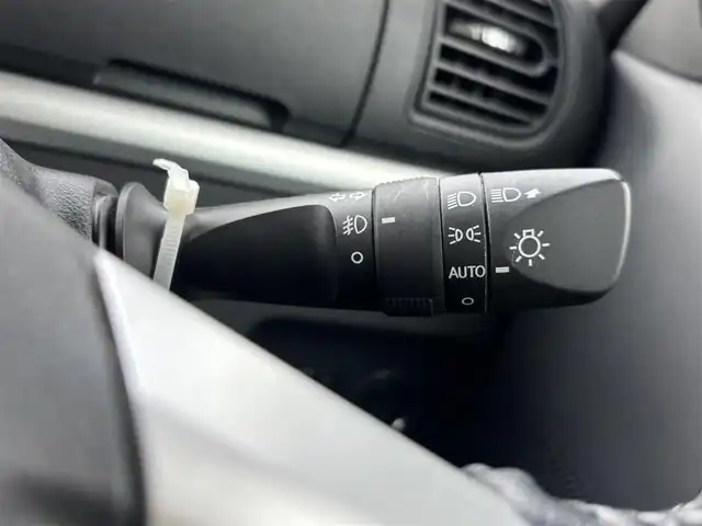 ダイハツ タント カスタムRS トップED LTD SAⅢ 福岡県 2018(平30)年 4万km パールホワイトⅢ 純正8型ナビ(BT/CD/DVD)/フルセグTV/パワースライドドア(両側)/パノラマモニター/ビルトインETC/コーナーセンサー/スマートアシスト3/・衝突回避支援ブレーキ機能/・衝突警報機能(対車両/歩行者)/・車線逸脱警報機能/・誤発進抑制制御機能/・先行車発進お知らせ機能/・オートハイビーム/ターボ/LEDヘッドランプ/本革巻きステアリング/ステアリングスイッチ/合皮/ファブリックコンビシート/運転席シートヒーター/純正15インチアルミホイール/スマートキー/プッシュボタンスタート/禁煙車