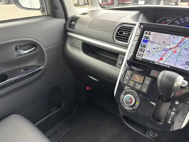 ダイハツ タント カスタムRS トップED LTD SAⅢ 福岡県 2018(平30)年 4万km パールホワイトⅢ 純正8型ナビ(BT/CD/DVD)/フルセグTV/パワースライドドア(両側)/パノラマモニター/ビルトインETC/コーナーセンサー/スマートアシスト3/・衝突回避支援ブレーキ機能/・衝突警報機能(対車両/歩行者)/・車線逸脱警報機能/・誤発進抑制制御機能/・先行車発進お知らせ機能/・オートハイビーム/ターボ/LEDヘッドランプ/本革巻きステアリング/ステアリングスイッチ/合皮/ファブリックコンビシート/運転席シートヒーター/純正15インチアルミホイール/スマートキー/プッシュボタンスタート/禁煙車