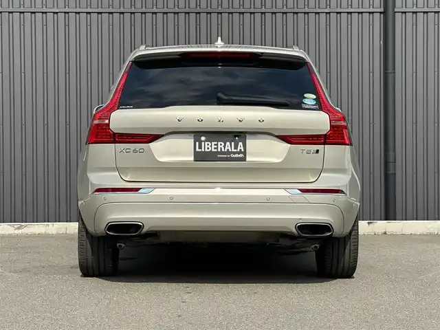 ボルボ ＸＣ６０ T5 AWD インスクリプション 福島県 2018(平30)年 3.3万km ルミナスサンドメタリック harman/kardonサウンド/茶レザーシート/メモリ付パワーシート/全席シートヒーター/シートベンチレーション/ステアリングヒーター/ヘッドアップディスプレイ/純正メモリナビ/CarPlay/360°ビューカメラ/フルセグTV/アダプティブクルーズコントロール/ブラインドスポットモニター/レーンキーピングエイド/パワーバックドア/オートホールド/純正19インチAW/前ドラレコ/LEDオート/取扱説明書/保証書/スペアキー