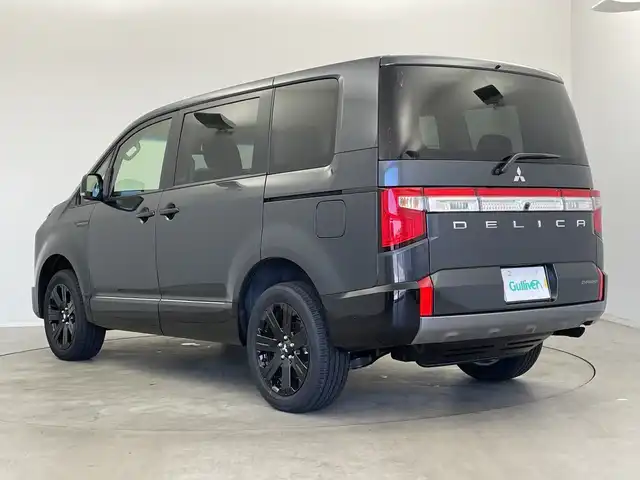 三菱 デリカＤ：５ シャモニー 新潟県 2025(令7)年 0.1千km グラファイトグレーメタリック/ブラックマイカ 4WD/オリジナルナビ取付パッケージ＋リアモニター取付パッケージ/アラウンドビューモニター　/両側パワースライドドア　/衝突被害軽減システム/追従クルーズコントロール　/レーンキープアシスト /センターデフロック/アイドリングストップ/LEDオートライト　/オートマチックハイビーム/ハーフレザーシート　/前席シートヒーター　/D席パワーシート　/電動リアゲート/BSM　/パドルシフト/ステアリングヒーター/レザーステアリングスイッチ/スマートキー/保証書/取扱説明書