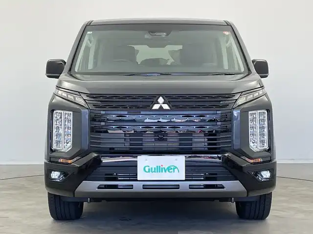 三菱 デリカＤ：５ シャモニー 新潟県 2025(令7)年 0.1千km グラファイトグレーメタリック/ブラックマイカ 4WD/オリジナルナビ取付パッケージ＋リアモニター取付パッケージ/アラウンドビューモニター　/両側パワースライドドア　/衝突被害軽減システム/追従クルーズコントロール　/レーンキープアシスト /センターデフロック/アイドリングストップ/LEDオートライト　/オートマチックハイビーム/ハーフレザーシート　/前席シートヒーター　/D席パワーシート　/電動リアゲート/BSM　/パドルシフト/ステアリングヒーター/レザーステアリングスイッチ/スマートキー/保証書/取扱説明書