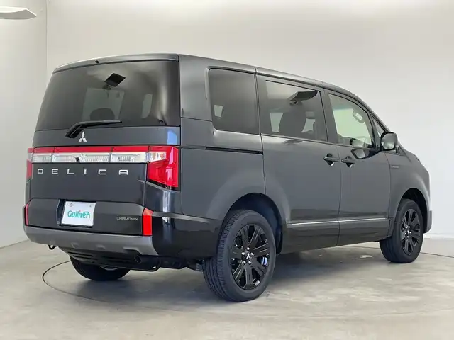 三菱 デリカＤ：５ シャモニー 新潟県 2025(令7)年 0.1千km グラファイトグレーメタリック/ブラックマイカ 4WD/オリジナルナビ取付パッケージ＋リアモニター取付パッケージ/アラウンドビューモニター　/両側パワースライドドア　/衝突被害軽減システム/追従クルーズコントロール　/レーンキープアシスト /センターデフロック/アイドリングストップ/LEDオートライト　/オートマチックハイビーム/ハーフレザーシート　/前席シートヒーター　/D席パワーシート　/電動リアゲート/BSM　/パドルシフト/ステアリングヒーター/レザーステアリングスイッチ/スマートキー/保証書/取扱説明書