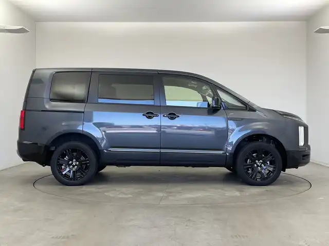 三菱 デリカＤ：５ シャモニー 新潟県 2025(令7)年 0.1千km グラファイトグレーメタリック/ブラックマイカ 4WD/オリジナルナビ取付パッケージ＋リアモニター取付パッケージ/アラウンドビューモニター　/両側パワースライドドア　/衝突被害軽減システム/追従クルーズコントロール　/レーンキープアシスト /センターデフロック/アイドリングストップ/LEDオートライト　/オートマチックハイビーム/ハーフレザーシート　/前席シートヒーター　/D席パワーシート　/電動リアゲート/BSM　/パドルシフト/ステアリングヒーター/レザーステアリングスイッチ/スマートキー/保証書/取扱説明書