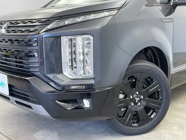 三菱 デリカＤ：５ シャモニー 新潟県 2025(令7)年 0.1千km グラファイトグレーメタリック/ブラックマイカ 4WD/オリジナルナビ取付パッケージ＋リアモニター取付パッケージ/アラウンドビューモニター　/両側パワースライドドア　/衝突被害軽減システム/追従クルーズコントロール　/レーンキープアシスト /センターデフロック/アイドリングストップ/LEDオートライト　/オートマチックハイビーム/ハーフレザーシート　/前席シートヒーター　/D席パワーシート　/電動リアゲート/BSM　/パドルシフト/ステアリングヒーター/レザーステアリングスイッチ/スマートキー/保証書/取扱説明書