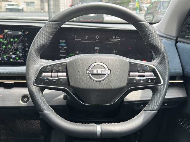 日産 アリア B6 埼玉県 2022(令4)年 4.8万km カーマインレッド 登録時４７３９０ｋｍ/サンルーフ/純正SDナビ/Apple CarPlay/Android Auto/・AM/FM/BT/フルセグTV/360°セーフティーアシスト/プロパイロット/運転支援/車線逸脱防止支援/踏み間違い衝突防止支援/e-Pedal/インテリジェントクルーズコントロール/プロパイロットパーキング/プラグインハイブリット/全方位カメラ/ブラインドスポットモニター/BOSEスピーカー/パーキングブレーキホールド/ハンドル支援/デジタルインナーミラー/前ドライブレコーダー（DH5-S）/革シート/パワーシート（D＋N）/   /メモリーシート（D＋N）/全席シートヒーター/前席エアーシート/電動リアゲート/ステアリングリモコン/SPORTモード/ECOモード/純正19インチAW/プッシュスタート/スマートキー×２/携帯背面充電装置/LEDヘッドライト/フォグランプ/オートライト/オートハイビーム/USB入力端子/革巻きハンドル/電動格納ミラー/ウィンカーミラー/ドアバイザー/純正フロアマット/充電ケーブルあり/ナビ取扱説明書/取扱説明書/保証書