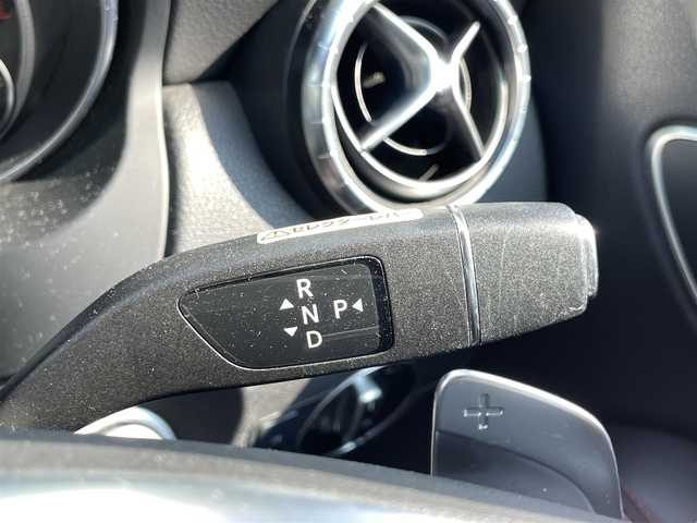 メルセデス・ベンツ ＣＬＡ１８０ Sブレイク　スポーツ 愛媛県 2017(平29)年 7.5万km ジュピターレッド レーダーセーフティパッケージ/・ブラインドスポットアシスト/・ディスタンスパイロット・ディストロニック/・レーンキーピングアシスト/ベーシックパッケージ/・メモリー付フルパワーシート（運転席）/・電動ランバーサポート（前席）/LEDヘッドライト/純正コマンドシステム/・Bluetooth AMFM CD DVD/・バックカメラ /ETC/アダプティブハイビームアシスト/シートヒーター(前席)/本革巻ステアリング/キーレスゴー