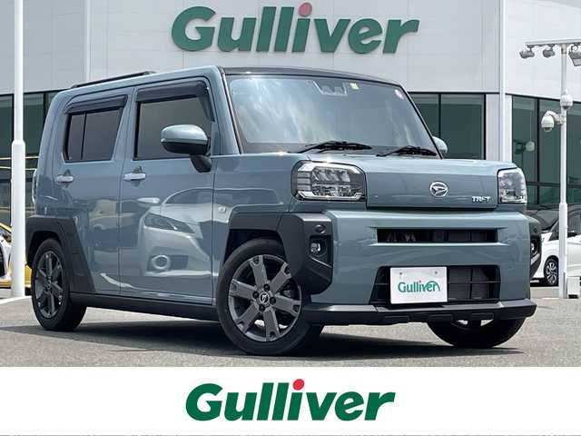 ダイハツ タフト G ターボ 佐賀県 2022(令4)年 1.9万km レイクブルーメタリック スカイフィールトップ/社外SDナビゲーション/・AM/FM/Bluetooth/CD/DVD/フルセグTV/バックカメラ/電動パーキングブレーキ/オートホールド機能/シートヒーター/社外車高調/プッシュスタート/スマートキー/革巻きステアリング/LEDヘッドライト/・オートマチックハイビーム/純正15インチアルミホイール/純正フロアマット/新車保証書/取扱説明書/スペアキー1本/スマートアシスト/・衝突警報機能（対車両・対歩行者）/・衝突回避支援ブレーキ機能（対車両・対歩行者）/・誤発進抑制制御機能（前方・後方）/・車線逸脱警報機能/・車線逸脱抑制制御機能/・ふらつき警報機能/・先行車発進お知らせ機能/・標識認識機能