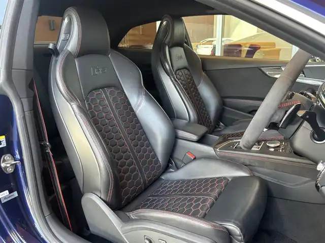 アウディ ＲＳ５ 宮城県 2019(平31)年 5.2万km 青 デザインパッケージ/Bang&Olufsenサウンドシステム/ヘッドアップディスプレイ/バーチャルコックピット/MMIナビゲーションシステム/フルセグTV/バックカメラ/マトリクスLEDヘッドライト/純正20インチAW/ブラックレザーシート/シートヒーター/パワーシート/アダプティブクルーズコントロール/アウディサイドアシスト/レーンキープアシスト/アドバンストキー/カーボンインテリアトリム