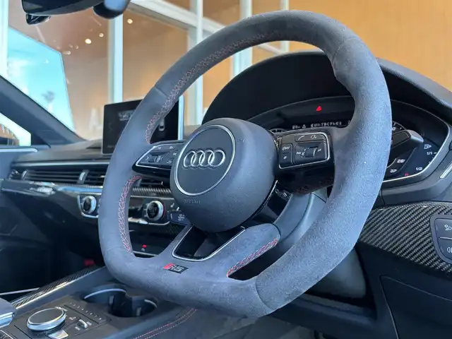 アウディ ＲＳ５ 宮城県 2019(平31)年 5.2万km 青 デザインパッケージ/Bang&Olufsenサウンドシステム/ヘッドアップディスプレイ/バーチャルコックピット/MMIナビゲーションシステム/フルセグTV/バックカメラ/マトリクスLEDヘッドライト/純正20インチAW/ブラックレザーシート/シートヒーター/パワーシート/アダプティブクルーズコントロール/アウディサイドアシスト/レーンキープアシスト/アドバンストキー/カーボンインテリアトリム