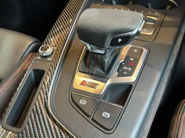 アウディ ＲＳ５ 宮城県 2019(平31)年 5.2万km 青 デザインパッケージ/Bang&Olufsenサウンドシステム/ヘッドアップディスプレイ/バーチャルコックピット/MMIナビゲーションシステム/フルセグTV/バックカメラ/マトリクスLEDヘッドライト/純正20インチAW/ブラックレザーシート/シートヒーター/パワーシート/アダプティブクルーズコントロール/アウディサイドアシスト/レーンキープアシスト/アドバンストキー/カーボンインテリアトリム