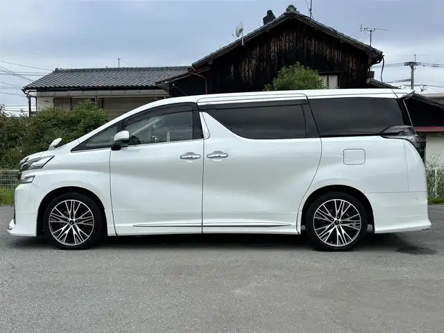 トヨタ ヴェルファイア Z Aエディション 福岡県 2015(平27)年 7.8万km ホワイトパールクリスタルシャイン プッシュスタートボタン/スマートキー/クルーズコントロール/Bluetoothオーディオ/後席モニター/ETC/バックカメラ/フルセグTV/両側パワースライドドア/純正アルミホイール/LEDヘッドライト
