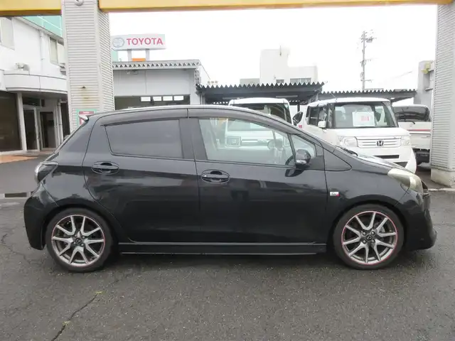 トヨタ ヴィッツ RS G’s 鹿児島県 2011(平23)年 6.9万km ブラックマイカ 純正OPナビ：NSZT-W61G/　フルセグTV・DVD・SD/バックカメラ/ETC/キーレス/パドルシフト/新車保証書/取扱説明書/ナビ取扱説明書