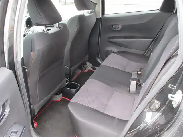トヨタ ヴィッツ RS G’s 鹿児島県 2011(平23)年 6.9万km ブラックマイカ 純正OPナビ：NSZT-W61G/　フルセグTV・DVD・SD/バックカメラ/ETC/キーレス/パドルシフト/新車保証書/取扱説明書/ナビ取扱説明書