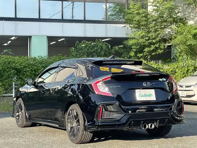 ホンダ シビック ハッチバック 熊本県 2020(令2)年 5.2万km クリスタルブラックパール ワンオーナー/ホンダセンシング/プッシュスタート/純正ナビ/（CD・DVD・フルセグTV・BTオーディオ・SD）/バックカメラ/ビルトインETC/純正前後ドライブレコーダー/純正18インチAW/レーダークルーズ/ハーフレザーシート/前席シートヒーター/LEDヘッドライト/オートライト/フォグライト/横滑り防止装置/ウィンカーミラー/純正フロアマット/純正ドアバイザー/新車保証書/取扱説明書
