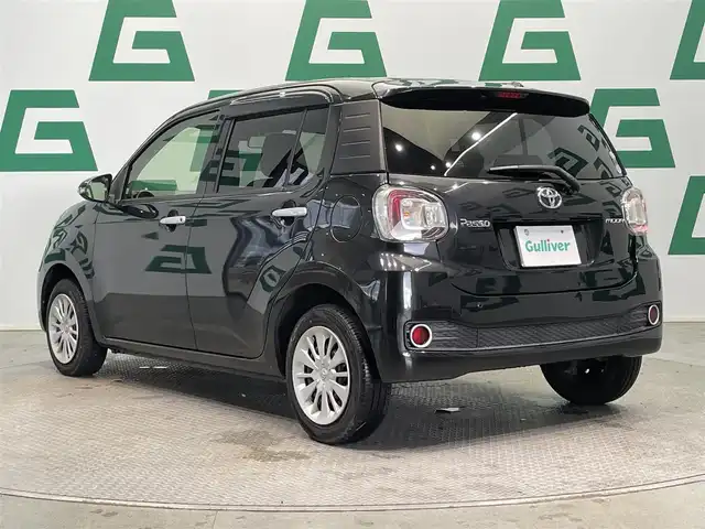 トヨタ パッソ モーダ　S 鹿児島県 2016(平28)年 8.1万km ブラックマイカメタリック ナビ/(ワンセグTV/Bluetooth/DVD/CD)/バックカメラ/衝突軽減ブレーキ/横滑り防止/レーンアシスト/ベンチシート/ETC/LEDヘッドライト/純正フロアマット/電動格納ミラー/アイドリングストップ/プッシュスタート/スマートキー