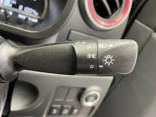 トヨタ パッソ モーダ　S 鹿児島県 2016(平28)年 8.1万km ブラックマイカメタリック ナビ/(ワンセグTV/Bluetooth/DVD/CD)/バックカメラ/衝突軽減ブレーキ/横滑り防止/レーンアシスト/ベンチシート/ETC/LEDヘッドライト/純正フロアマット/電動格納ミラー/アイドリングストップ/プッシュスタート/スマートキー