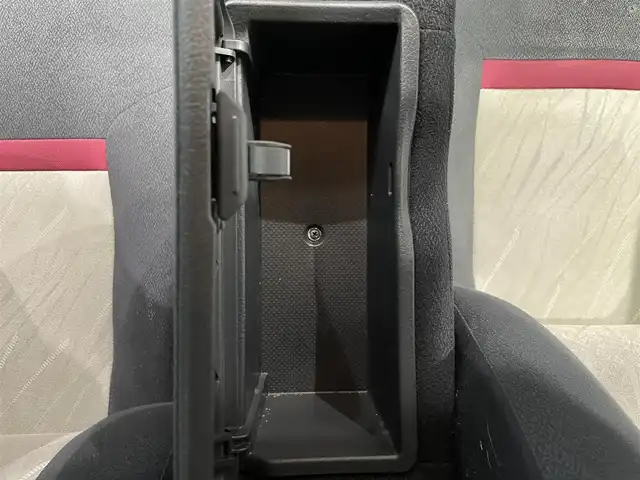 トヨタ パッソ モーダ　S 鹿児島県 2016(平28)年 8.1万km ブラックマイカメタリック ナビ/(ワンセグTV/Bluetooth/DVD/CD)/バックカメラ/衝突軽減ブレーキ/横滑り防止/レーンアシスト/ベンチシート/ETC/LEDヘッドライト/純正フロアマット/電動格納ミラー/アイドリングストップ/プッシュスタート/スマートキー