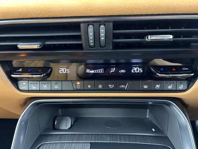 マツダ ＣＸ－６０ XD HV プレミアムスポーツ 愛知県 2023(令5)年 1.3万km プラチナクォーツメタリック パノラマルーフ/BOSEサウンドシステム/メーカー純正12.3インチナビ/フルセグTV/Bluetooth/HDMI/USB/AppleCarPlay/360°ビューモニター/ビルトインETC/ミラー型ドライブレコーダー/ワイヤレス充電/全席シートヒーター/前席エアシート/ステアリングヒーター/前席パワーシート（D席メモリ付）/ブラウンハーフレザーシート/衝突軽減ブレーキ/ブラインドスポットモニタリング/車線逸脱警報/レーンキープアシスト/誤発進抑制（前後）/パーキングセンサー/アダプティブクルーズコントロール/パドルシフト/パワーバックドア/純正20インチブラックアルミホイール/LEDヘッドライト/ヘッドアップディスプレイ