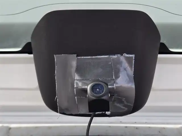 スズキ アルト ワークス 鹿児島県 2017(平29)年 4.2万km パールホワイト ＨＫＳ車高調（ＭＡＸ　ＩＶ　ＧＴ）　/前後ドライブレコーダー　/ＲＥＣＡＲＯシート　/純正ＳＤナビ（ＣＮ－ＲＸ０１ＷＤ）　/Ｂｌｕｅｔｏｏｔｈオーディオ　/フルセグテレビ　/パドルシフト　/ＭＴモード付きＡＴ/プッシュスタート/スマートキー/レーンキープアシスト/横滑り防止装置/純正アルミホイール(15インチ)