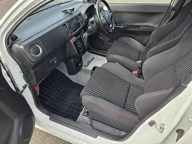 スズキ アルト ワークス 鹿児島県 2017(平29)年 4.2万km パールホワイト ＨＫＳ車高調（ＭＡＸ　ＩＶ　ＧＴ）　/前後ドライブレコーダー　/ＲＥＣＡＲＯシート　/純正ＳＤナビ（ＣＮ－ＲＸ０１ＷＤ）　/Ｂｌｕｅｔｏｏｔｈオーディオ　/フルセグテレビ　/パドルシフト　/ＭＴモード付きＡＴ/プッシュスタート/スマートキー/レーンキープアシスト/横滑り防止装置/純正アルミホイール(15インチ)