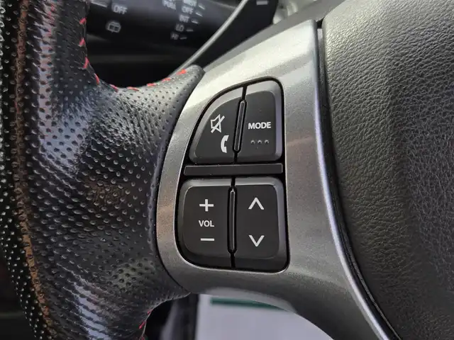 スズキ アルト ワークス 鹿児島県 2017(平29)年 4.2万km パールホワイト ＨＫＳ車高調（ＭＡＸ　ＩＶ　ＧＴ）　/前後ドライブレコーダー　/ＲＥＣＡＲＯシート　/純正ＳＤナビ（ＣＮ－ＲＸ０１ＷＤ）　/Ｂｌｕｅｔｏｏｔｈオーディオ　/フルセグテレビ　/パドルシフト　/ＭＴモード付きＡＴ/プッシュスタート/スマートキー/レーンキープアシスト/横滑り防止装置/純正アルミホイール(15インチ)