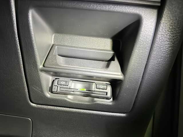 マツダ ＣＸ－３０ XD プロアクティブツーリングセレクション 京都府 2023(令5)年 8.9万km プラチナクォーツメタリック ワンオーナー/純正メーカーオプションナビ/・フルセグTV/BT Audio/CD/DVD/バック/サイド/フロントカメラ/360°ビューモニター/レーダークルーズコントロール/ETC/衝突軽減装置/車線逸脱防止装置/コーナーセンサー/アイドリングストップ/オフロードトラクションアシスト/パワーバックドア/メモリーパワーシート/シートヒーター/ステアリングヒーター/ステアリングスイッチ/パドルシフト/電動パーキングブレーキ/プッシュスタート/純正フロアマット/保証書＆取説/スマートキースペア