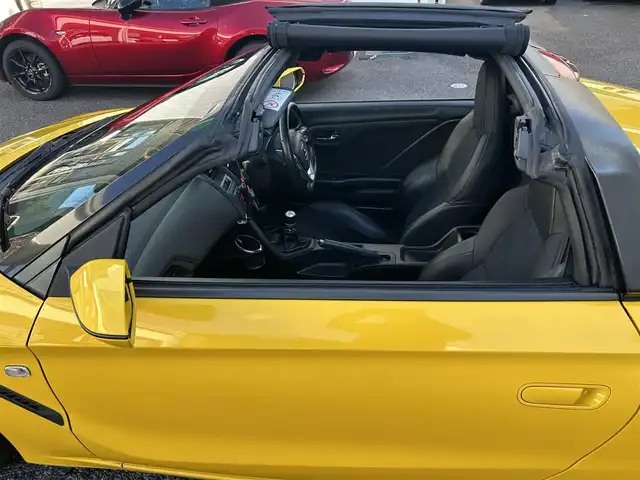 ホンダ Ｓ６６０ α 愛知県 2015(平27)年 7.3万km カーニバルイエローⅡ 純正ディスプレイ/・FM/・AM/・HDMI/・USB/・Bluetooth/主要装備/・バックカメラ/・CTBA（シティブレーキアクティブシステム）/・クルーズコントロール/・ステアリングリモコン/・ドライブレコーダー前/・純正フロアマット/・純正アルミホイール（前15・後16）/・LEDヘッドライト/・オートライト/・ハーフレザー/・ETC/・スペアキー/・スマートキー