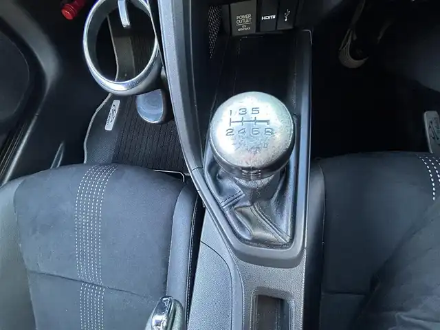 ホンダ Ｓ６６０ α 愛知県 2015(平27)年 7.3万km カーニバルイエローⅡ 純正ディスプレイ/・FM/・AM/・HDMI/・USB/・Bluetooth/主要装備/・バックカメラ/・CTBA（シティブレーキアクティブシステム）/・クルーズコントロール/・ステアリングリモコン/・ドライブレコーダー前/・純正フロアマット/・純正アルミホイール（前15・後16）/・LEDヘッドライト/・オートライト/・ハーフレザー/・ETC/・スペアキー/・スマートキー