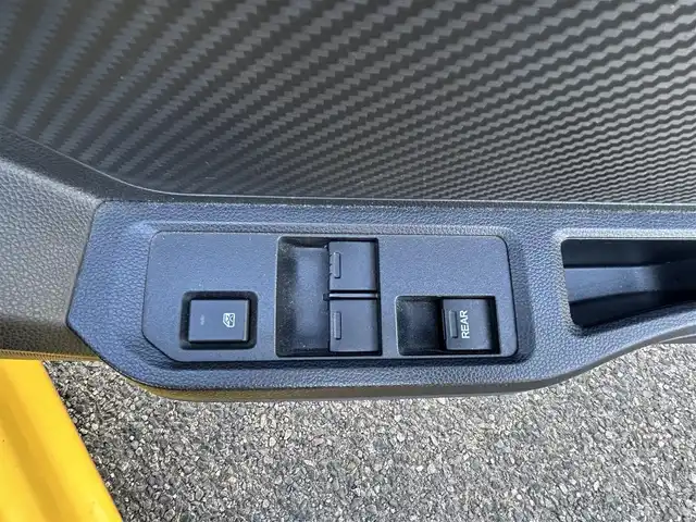 ホンダ Ｓ６６０ α 愛知県 2015(平27)年 7.3万km カーニバルイエローⅡ 純正ディスプレイ/・FM/・AM/・HDMI/・USB/・Bluetooth/主要装備/・バックカメラ/・CTBA（シティブレーキアクティブシステム）/・クルーズコントロール/・ステアリングリモコン/・ドライブレコーダー前/・純正フロアマット/・純正アルミホイール（前15・後16）/・LEDヘッドライト/・オートライト/・ハーフレザー/・ETC/・スペアキー/・スマートキー