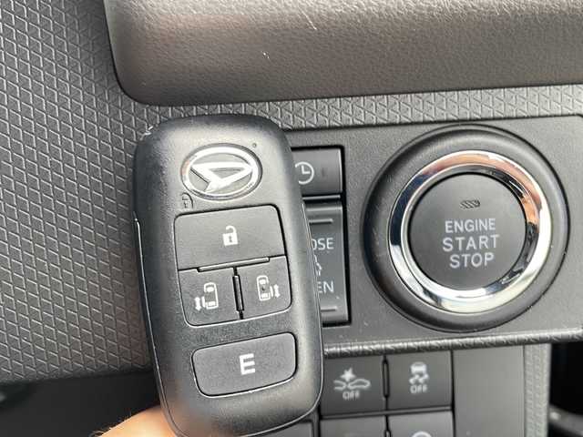 ダイハツ タント カスタム RS 山口県 2019(令1)年 7.3万km パールブラック 純正SDナビ/Bluetoothオーディオ/フルセグテレビ/DVD再生機能/スマートアシスト/追従型クルーズコントロール/アラウンドビューモニター/両側パワースライドドア/社外アルミホイール/サンシェード/ドライブレコーダー/ETC/スペアキー/スマートキー/プッシュスタート/ドアバイザー/LEDヘッドライト