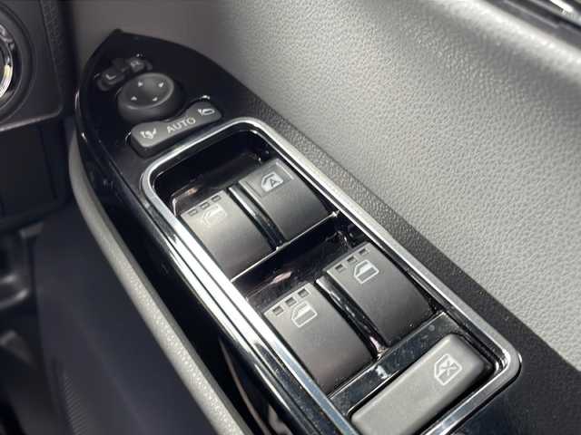 ダイハツ タント カスタム RS 山口県 2019(令1)年 7.3万km パールブラック 純正SDナビ/Bluetoothオーディオ/フルセグテレビ/DVD再生機能/スマートアシスト/追従型クルーズコントロール/アラウンドビューモニター/両側パワースライドドア/社外アルミホイール/サンシェード/ドライブレコーダー/ETC/スペアキー/スマートキー/プッシュスタート/ドアバイザー/LEDヘッドライト