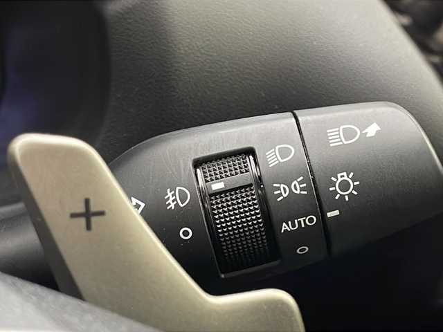 レクサス ＮＸ 300h バージョンL 宮城県 2020(令2)年 4.5万km ソニッククォーツ Lexus Safety System+/・プリクラッシュセーフティ/・レーンディパーチャーアラート/・オートハイビーム/・レーダークルーズコントロール/・ブラインドスポットモニター/パワーバックドア/ムーンルーフ/モデリスタエアロ/ブラックレザーシート/前席パワーシート/エアシート/各席シートヒーター/リア電動リクライニングシート/ワイヤレス充電/純正メモリーナビ/地デジTV/【DVD/CD再生機能　Bluetooth接続】/パノラミックビューモニター/ドライブレコーダー（前後撮影）【ZDR-026】/ETC（2.0）/3眼LEDヘッドライト/ウインカーミラー/革巻きステアリング/ステアリングヒーター/ステアリングスイッチ/純正18インチアルミホイル/サイド/カーテンエアバッグ/スマートキー