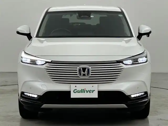 ホンダ ヴェゼル ハイブリッド e:HEV Z 福岡県 2023(令5)年 5.5万km プラチナホワイトパール 社外ナビ（ＢＴ）　/バックカメラ　/ＥＴＣ　/ＡＣＣ　/コーナーセンサー　/衝突軽減ブレーキ　/レーンキープ　/アクセル踏み間違い防止　/ＢＳＭ　/パドルシフト　/パワーリアゲート　/ハーフレザー　/シートヒーター　/ＬＥＤ