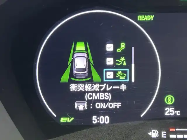 ホンダ ヴェゼル ハイブリッド e:HEV Z 福岡県 2023(令5)年 5.5万km プラチナホワイトパール 社外ナビ（ＢＴ）　/バックカメラ　/ＥＴＣ　/ＡＣＣ　/コーナーセンサー　/衝突軽減ブレーキ　/レーンキープ　/アクセル踏み間違い防止　/ＢＳＭ　/パドルシフト　/パワーリアゲート　/ハーフレザー　/シートヒーター　/ＬＥＤ