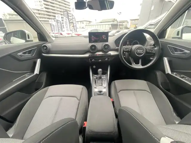 アウディ Ｑ２ 1．0 TFSI スポーツ 栃木県 2018(平30)年 2.8万km アイビスホワイト ACC/レーンキープ/ブラインドスポット/バックカメラ/純正ナビ/フルセグ /シートヒーター/ETC/LED/純正17インチAW/社外ドラレコ