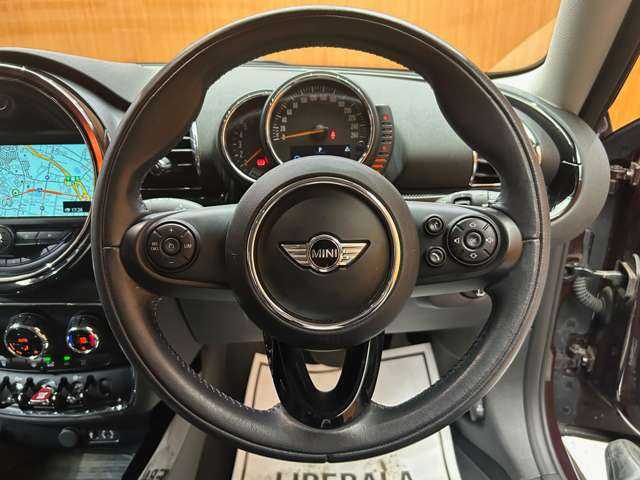 ＭＩＮＩ ミニ クラブマン クーパーD 千葉県 2016(平28)年 3万km ピュアバーガンディー ペッパーＰＫＧ　/クルーズコントロール　/ナビ　/Ｂｌｕｅｔｏｏｔｈ接続　/Ｂカメラ　/パークディスタンス　/ＬＥＤライト　/コンフォートアクセス　/エキサイトメントＰＫＧ　/ストレージコンパートメントＰＫＧ　/禁煙車