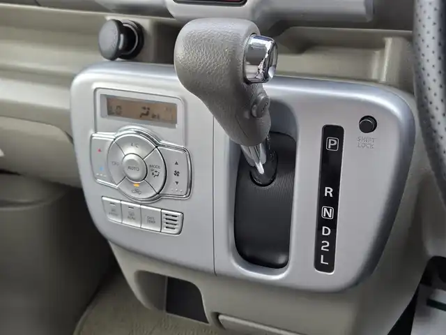 スズキ エブリィ ワゴン PZターボ スペシャル 鹿児島県 2015(平27)年 5.8万km パールホワイト 両側パワースライドドア　/電動オートステップ（Ｎ席側）　/ターボ車　/ＥＴＣ　/純正ＨＤＤナビ（ＣＮ－Ｅ２０２Ｚ）　/バックカメラ　/純正アルミホイール（１４インチ）　/横滑り防止装置　/衝突被害軽減システム/プッシュスタート/スマートキー