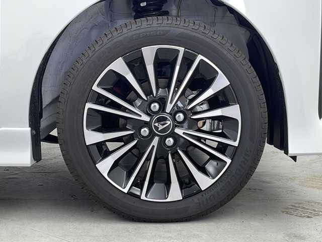 ダイハツ タント カスタム RS 群馬県 2024(令6)年 0.2万km シャイニングホワイトパール 純正９型ディスプレイオーディオ　全周囲カメラ　衝突被害軽減ブレーキ　両側電動スライドドア　ウェルカムオープン機能　ハーフレザーシート　シートヒーター　純正ラバーマット　アイドリングストップ　禁煙車