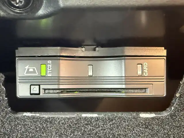 メルセデス・ベンツ ゲレンデヴァーゲン Ｇ３５０ｄ AMGライン 静岡県 2020(令2)年 4万km オブシディアンブラック アダプティブダンピングシステム/ラグジュアリーパッケージ/・ガラススライディングルーフ/・Burmesterサラウンドサウンドシステム/AMGライン/・AMGスタイリングパッケージ/・20インチAMGマルチスポークアルミホイール/・サイドストリップライン/・本革シート/・ピアノラッカーウッドインテリアトリム/・Mercedes-Benzロゴ付きブレーキキャリパー/アンビエントライト(64色)/COMANDシステム/(Bluetooth/CarPlay/フルセグ)/360°カメラ/アダプティブクルーズコントロール/レーダーセーフティパッケージ/・アクティブブレーキアシスト/・PRE-SAFE/PRE-SAFEサウンド/・アクティブレーンキーピングアシスト/・ブラインドスポットアシスト/・アクティブディスタンスアシスト・ディストロニック/・CPA(衝突警告システム)/メモリー付パワーシート/全席シートヒーター/ETC2.0/ドライブレコーダー/保証書/取説/スペアキー
